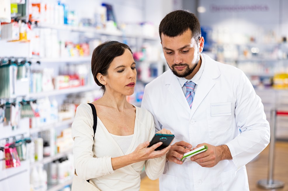 Online Pharmacy Prescription Assistance: Facilitating Access to Medications
